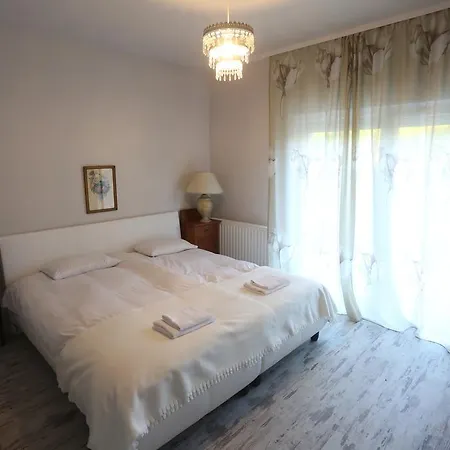 Guest house Pastel