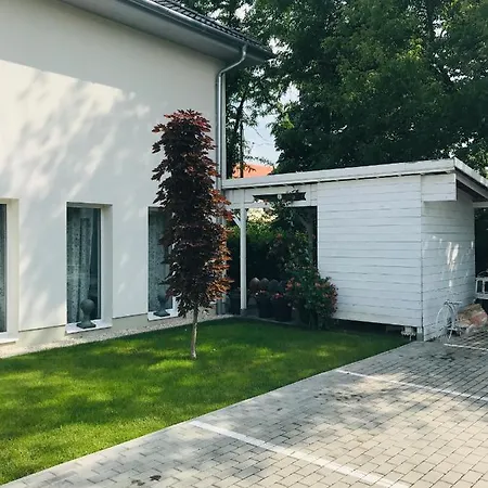 Pastel Guest house 2*
